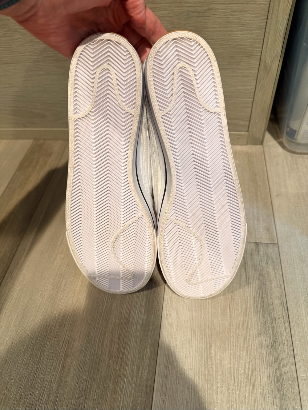 White Nike Court Legacy Mule Slide Sneakers Womens Size 12 - Picture 4 of 7